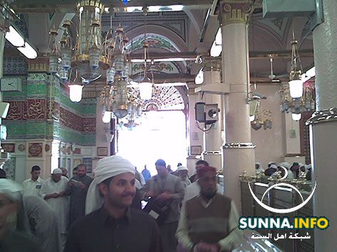 باب السلام في المسجد النبوي الشريف من الداخل