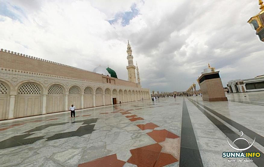 ساحة المسجد الشريف