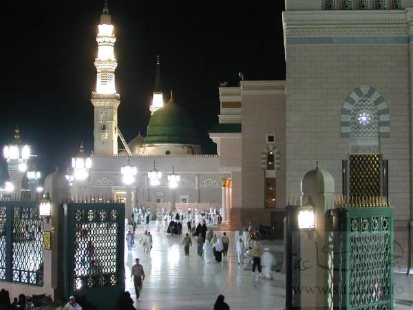 Al masjid Alnabawi إلى الحرم النبوي