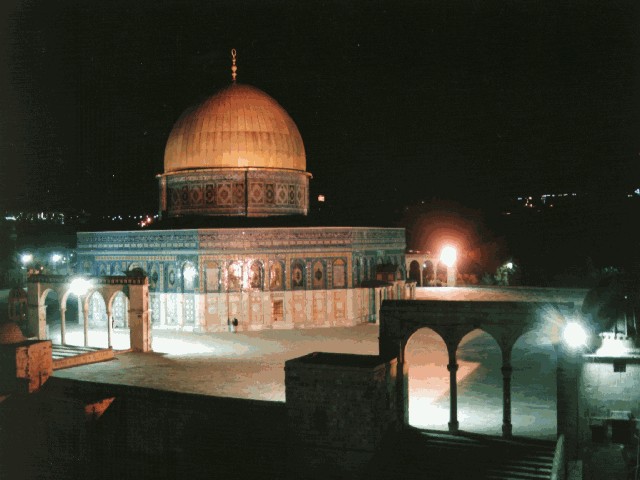 aqssa مسجد الصخرة كما يبدو في الليل