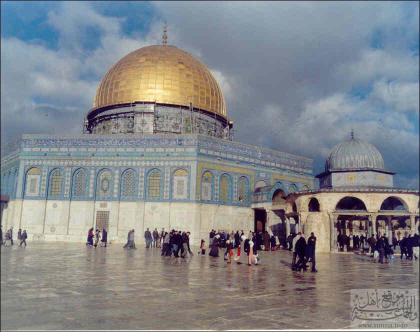 Alsakhra mosque on Eid day مسجد الصخرة يوم العيد