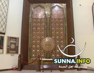أحد الأبواب الرئيسية للمسجد النبوي