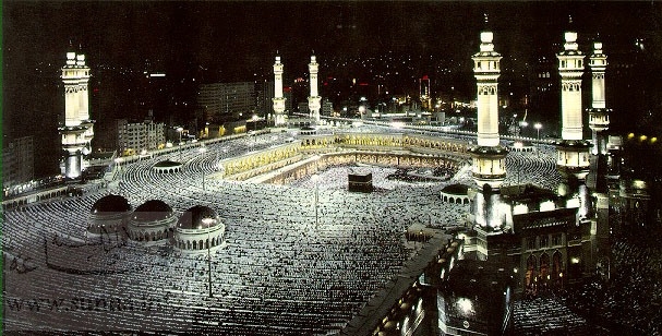Al kaaba at night الحرم المكي ليلاً