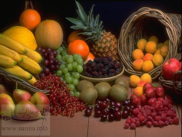 Fruites مائدة فواكه