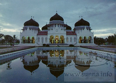 مسجد في اندونيسيا
